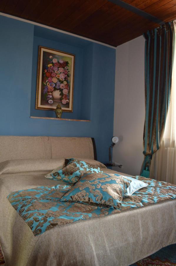 La Corte Di Langa Pension Albaretto della Torre Kamer foto